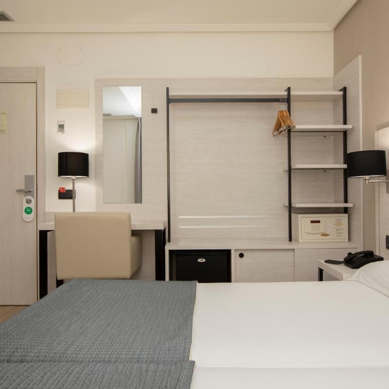 Porcel Ganivet - Double or Twin Room - 16