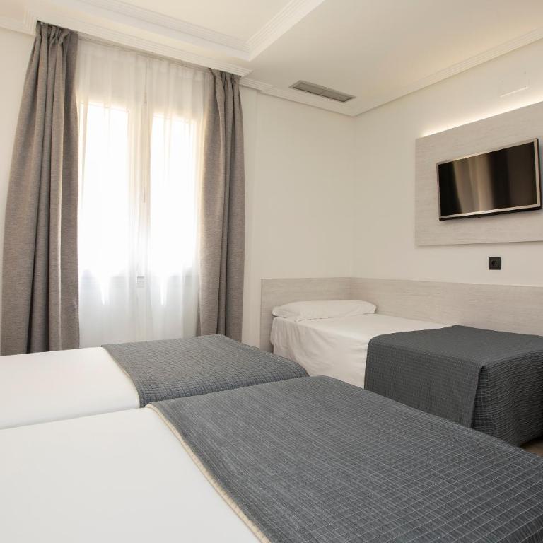Porcel Ganivet - Triple Room - 6