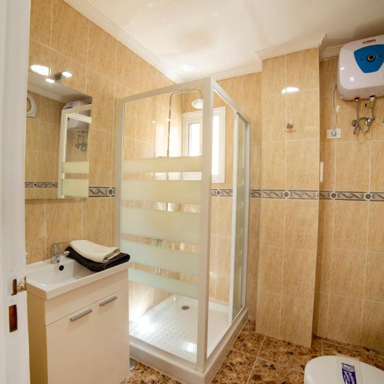 JUST To SLEEP 2 BEDROOMS APARTMENTS - Apartamento - 21