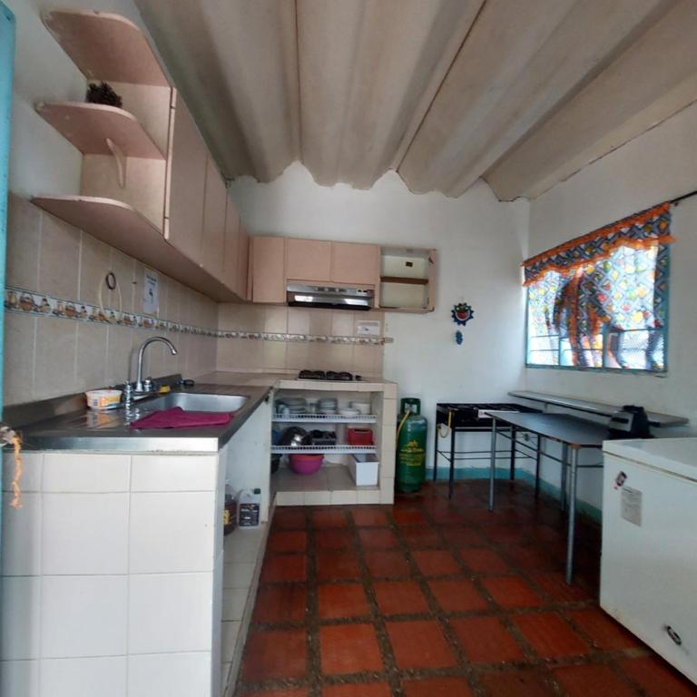 Ecoturismo Los Mangos - Four-Bedroom House - 61