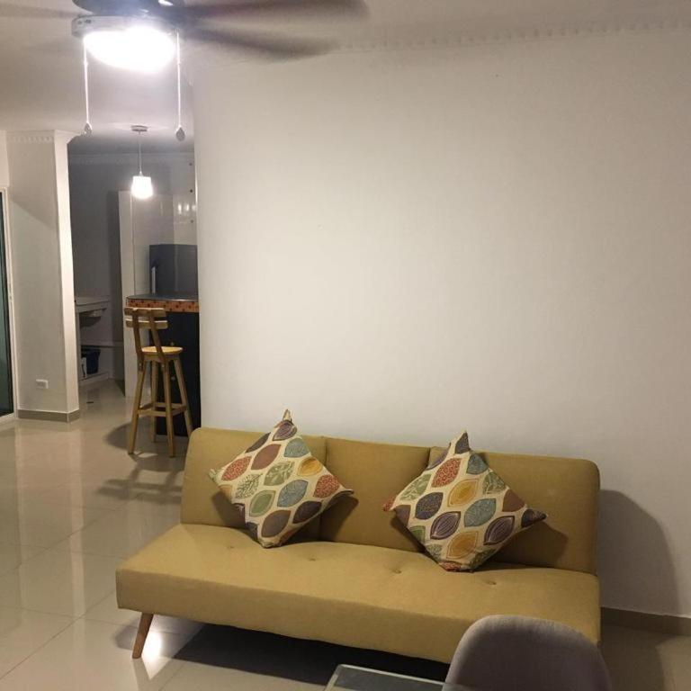 Apartamento Rodadero a 2 cuadras de la playa - Two-Bedroom Apartment - 3