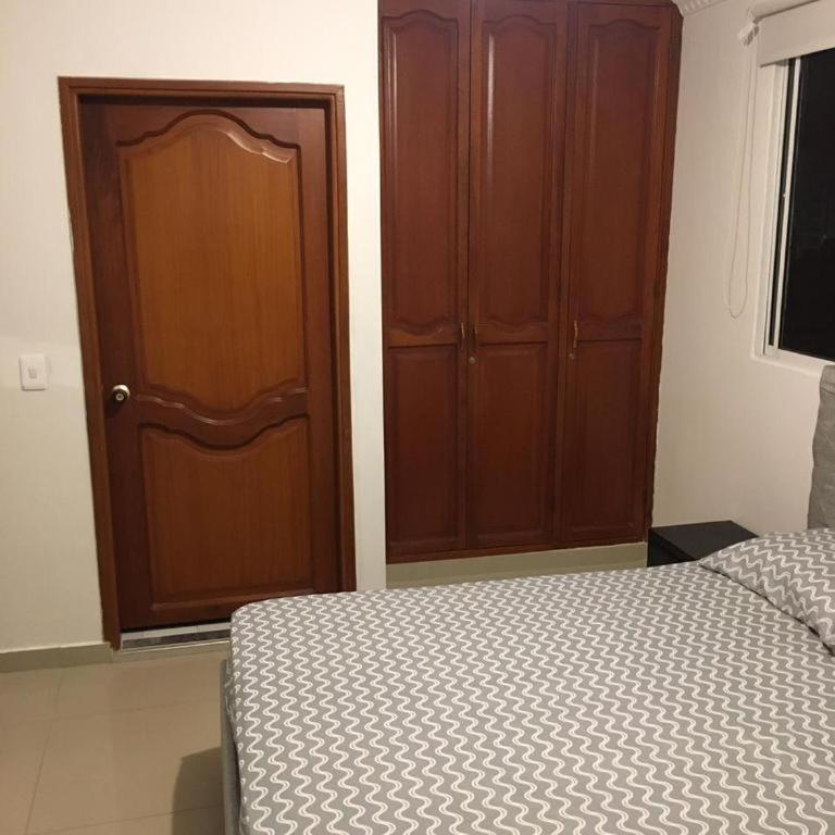 Apartamento Rodadero a 2 cuadras de la playa - Two-Bedroom Apartment - 7