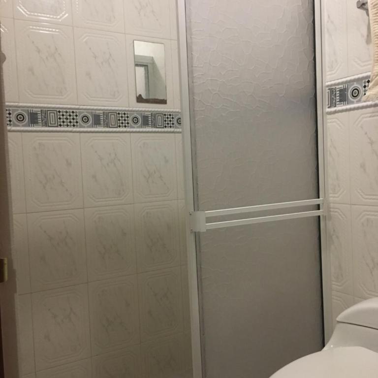 Apartamento Rodadero a 2 cuadras de la playa - Two-Bedroom Apartment - 16