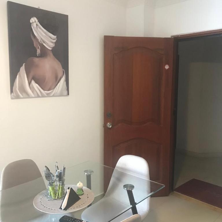 Apartamento Rodadero a 2 cuadras de la playa - Two-Bedroom Apartment - 17