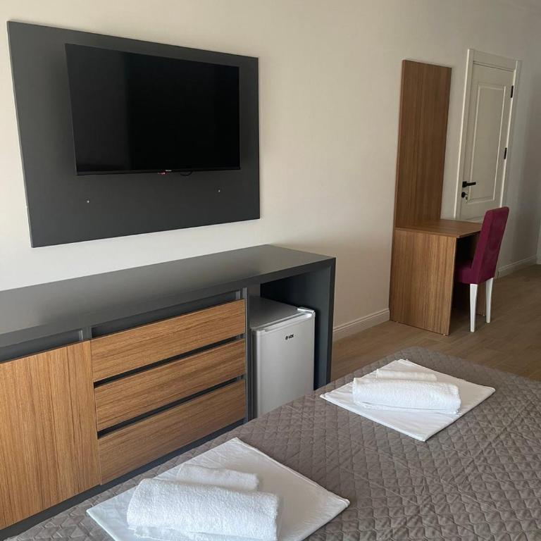 Elia Residence Rooms - Deluks Dvokrevetna Soba sa Bračnim Krevetom - 2