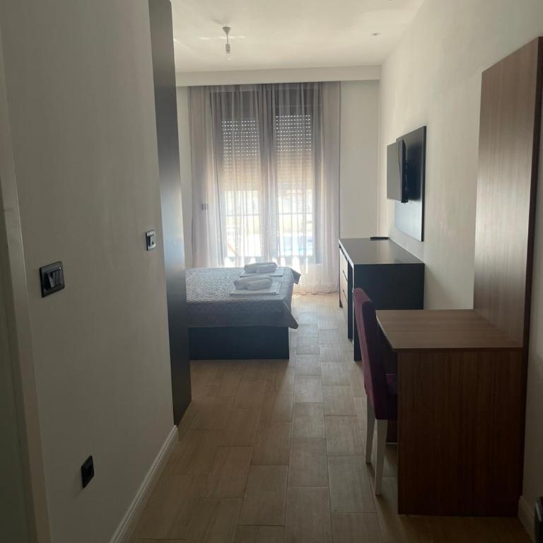 Elia Residence Rooms - Deluks Dvokrevetna Soba sa Bračnim Krevetom - 4