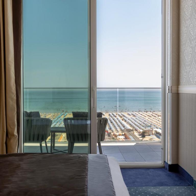 Hotel Sporting - Camera Matrimoniale/Doppia con Letti Singoli con Vista Mare - 3