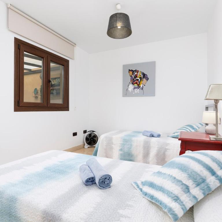 Sunset Beach 4 Bedroom Villa 200m to Beach+Fast WIFI - Villa - 10