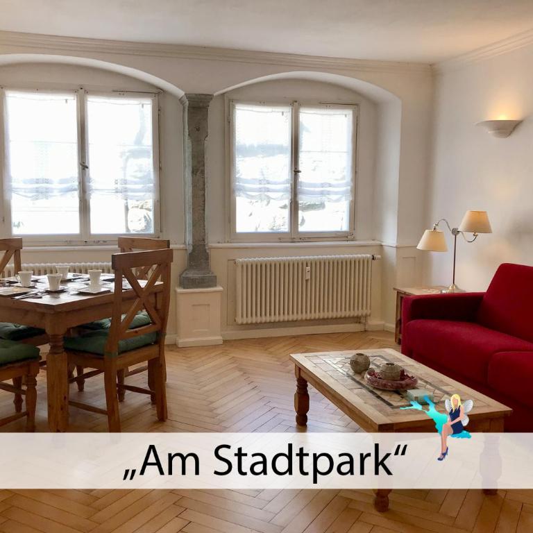 Ferienwohnung Am Stadtpark - Charmant, seenah, zentral in historischem Gebäude - Appartamento con 1 Camera da Letto - 1