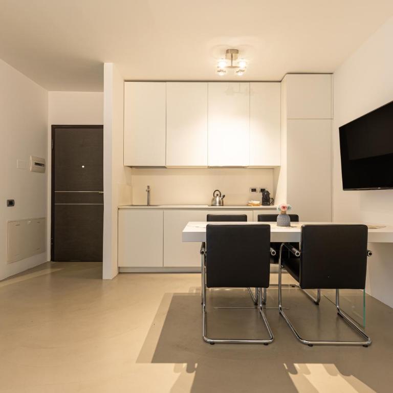BePlace Apartments in Repubblica - Monolocale con Balcone - 2