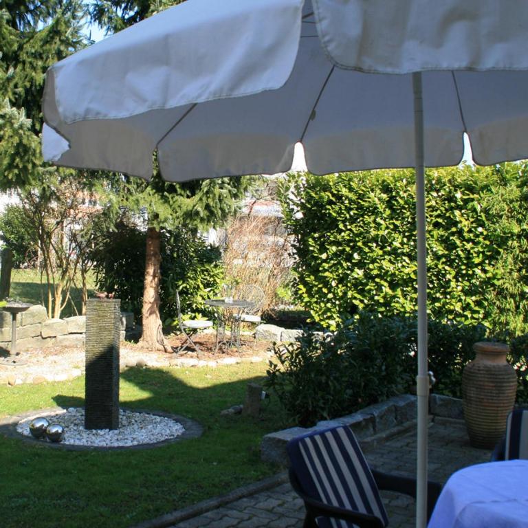 Ferienhaus Köchlin - charmante Doppelhaushälfte mit Garten und Parkplatz - Vacation Home - 12