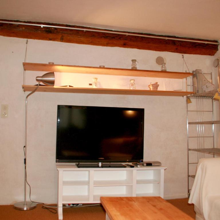 Ferienwohnung Altes Haus 4 - Gemütlich und zentral in denkmalgeschütztem Haus - Apartment mit Seeblick - 4