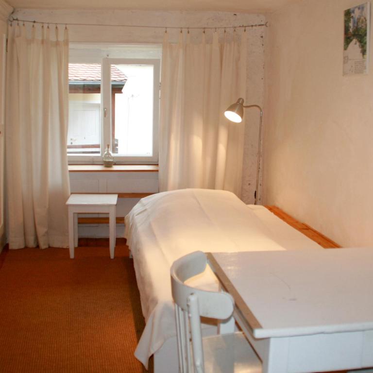 Ferienwohnung Altes Haus 4 - Gemütlich und zentral in denkmalgeschütztem Haus - Apartment mit Seeblick - 14