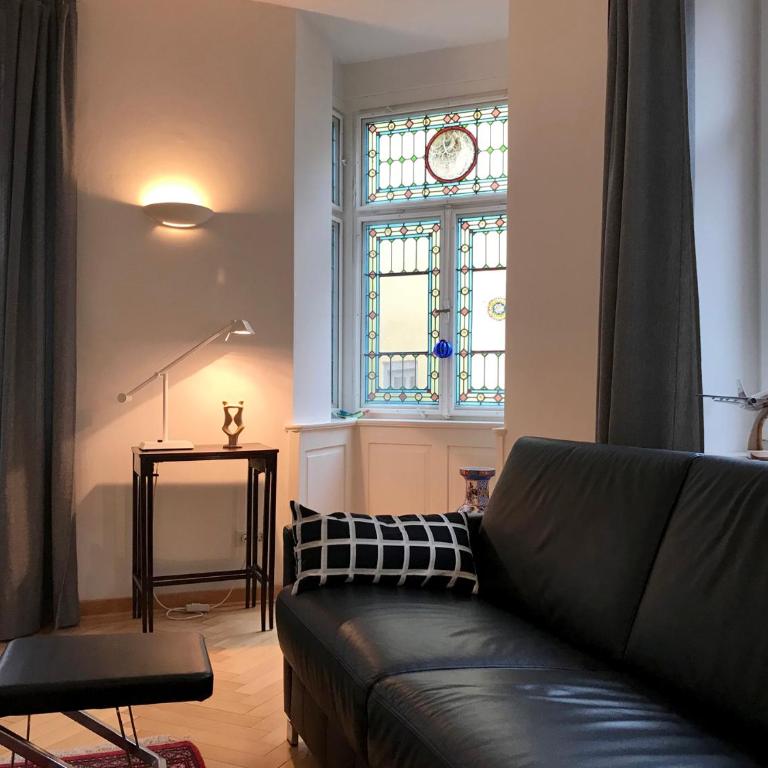 Ferienwohnung Insel-Residenz 1 - stilvolles Altstadt Haus auf der Insel - Appartamento con 2 Camere da Letto - 7