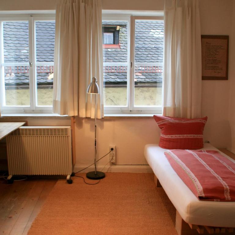Ferienwohnung Altes Haus 4 - Gemütlich und zentral in denkmalgeschütztem Haus - Apartment mit Seeblick - 19