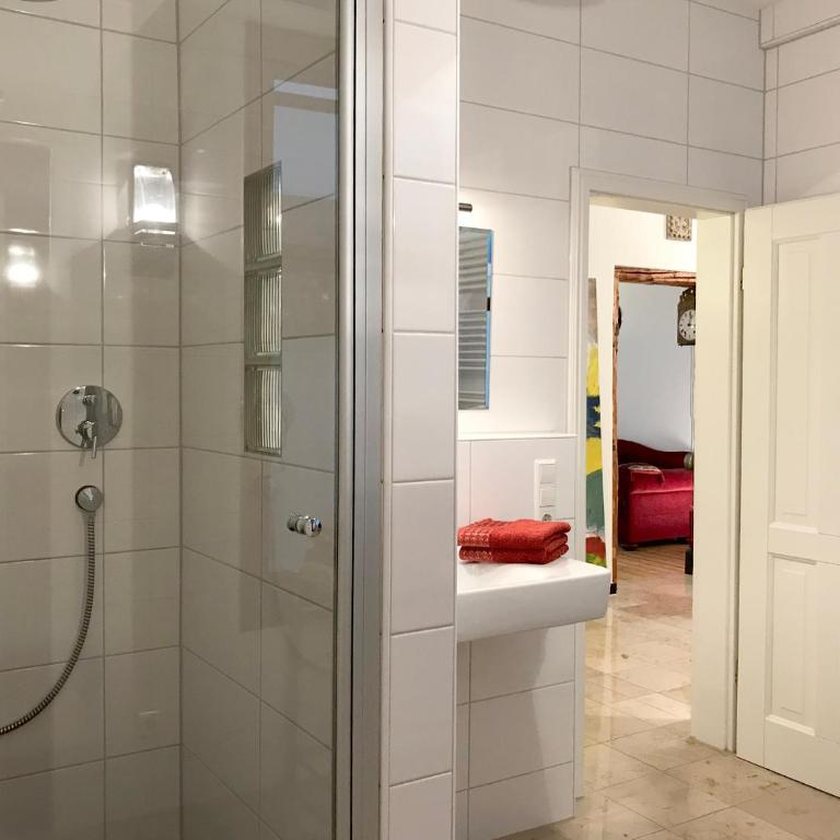 Ferienwohnung Insel-Residenz 1 - stilvolles Altstadt Haus auf der Insel - Appartamento con 2 Camere da Letto - 15