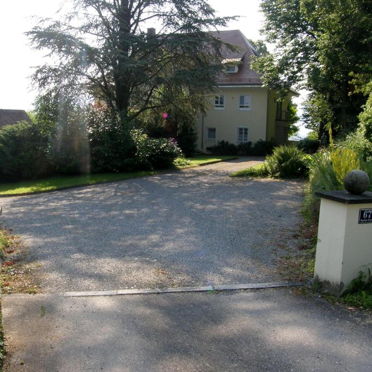 Ferienwohnung Villa Hoyerberg See - besondere Villen-Wohnung mit Garten und Ausblick - Apartment with Lake View - 17