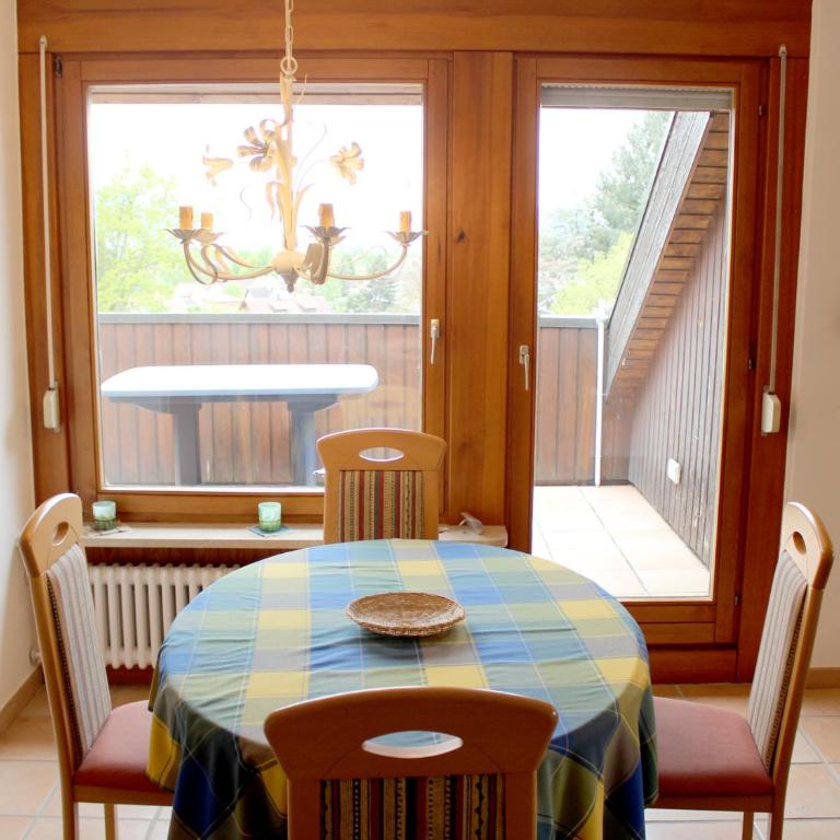Ferienwohnung Panorama pur - Gemütlich, ruhige Lage mit Loggia und Panoramablick - Apartamento con vistas al lago - 6
