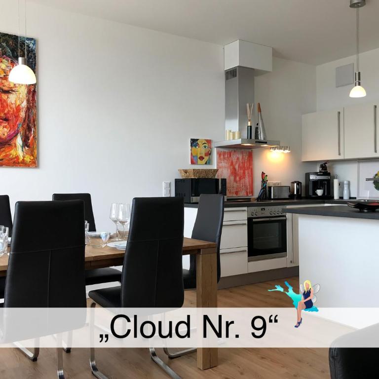 Ferienwohnung Cloud Nr 9 - 3 Zimmer Maisonette-Wohnung mit großem Balkon - Apartment with Lake View - 1