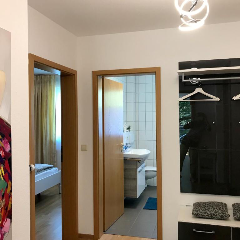 Ferienwohnung Seeglück- hochwertige Wohnung im Villenviertel mit Südbalkon - Appartamento con Balcone - 11