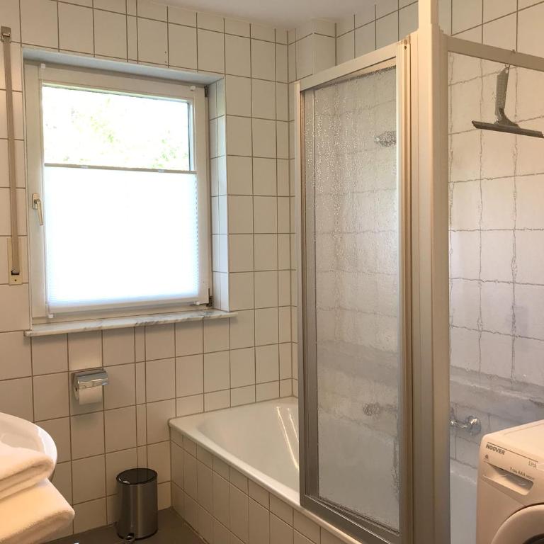 Ferienwohnung Seeglück- hochwertige Wohnung im Villenviertel mit Südbalkon - Appartamento con Balcone - 16