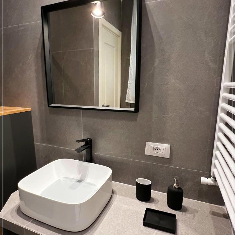 ARIOSTO HOME - Appartamento Premier con 1 Camera da Letto - 14