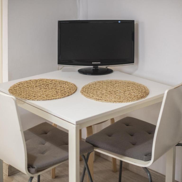 Catalunya Casas Lovely apartment central Barcelona 100m to beach! - Apartment - 8