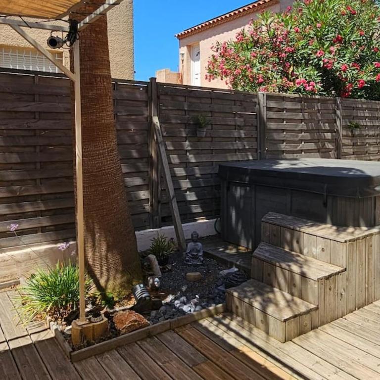 Sud-vacances: Villa 5 chambres première ligne avec jaccuzzi - Villa - 16