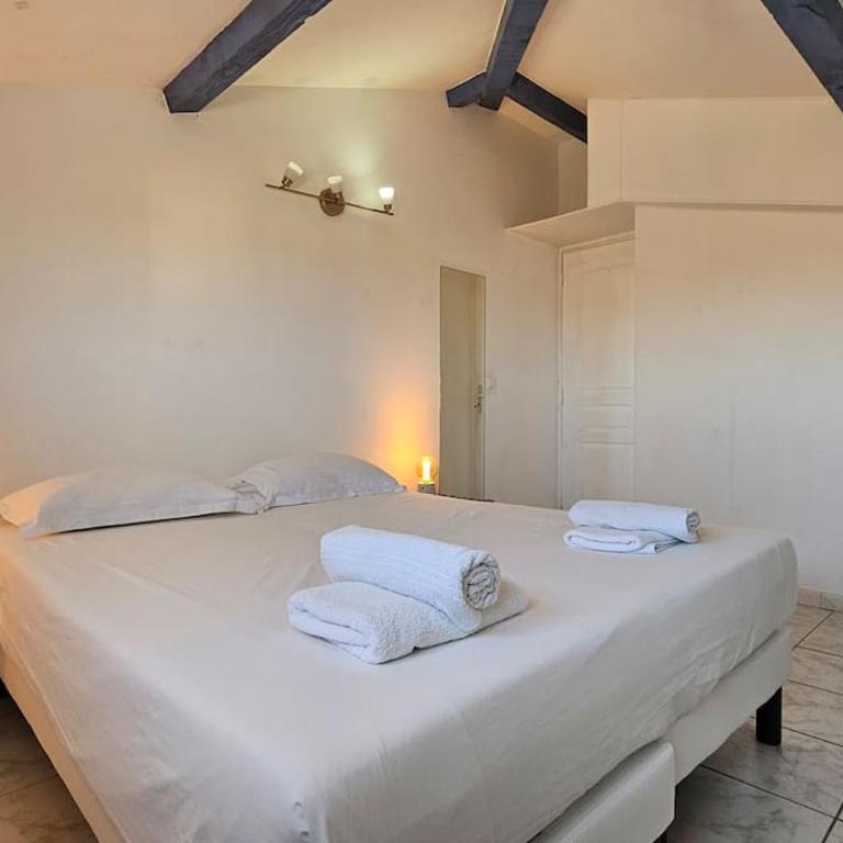Sud-vacances: Villa 5 chambres première ligne avec jaccuzzi - Villa - 38