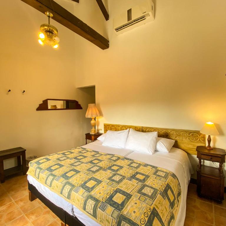 Hotel Mariscal Robledo - Habitación Doble Grande - 1