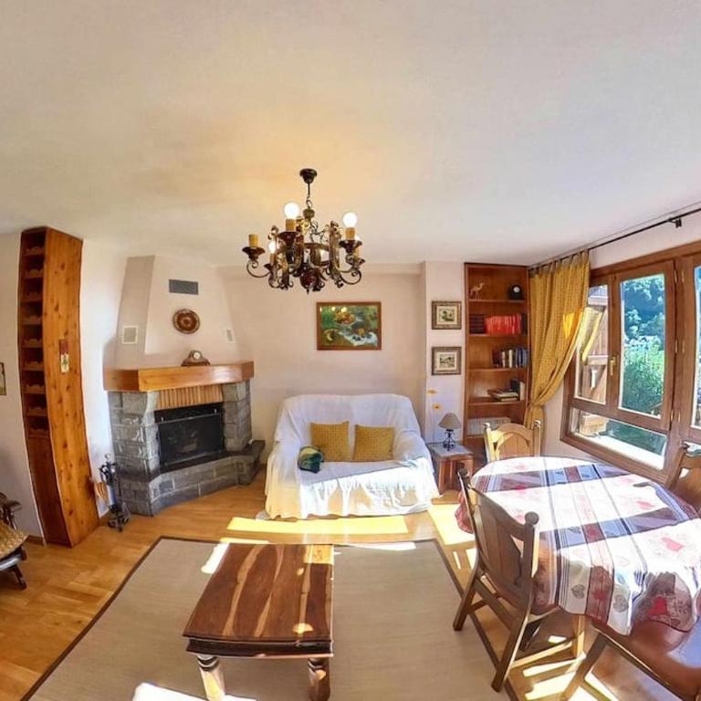 Sarriales II tucasaenlospirineos - Two-Bedroom Apartment - 1