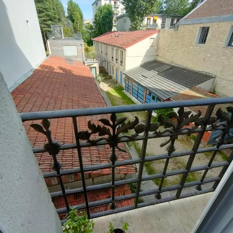 Bel appartement Paris Ouest sur cour proche métro - Apartamento de 2 dormitorios - 13