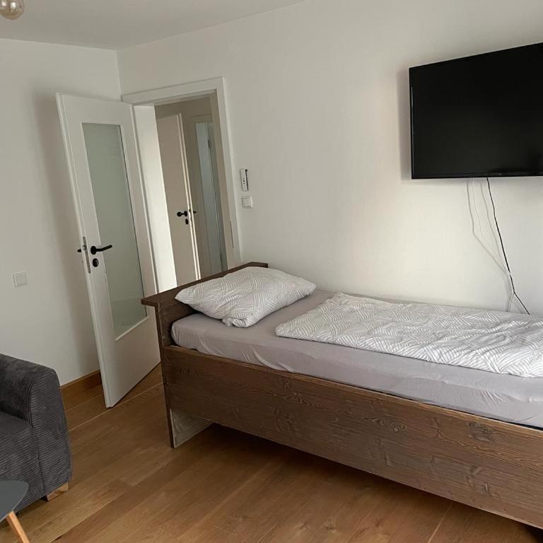Fühl dich wie daheim - Apartment with Balcony - 9