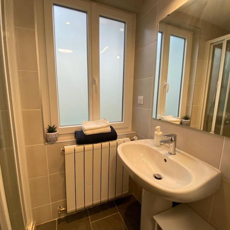 Maison de Charme - 4 Chambres - Courette & Parking Gratuit - Villa - 20