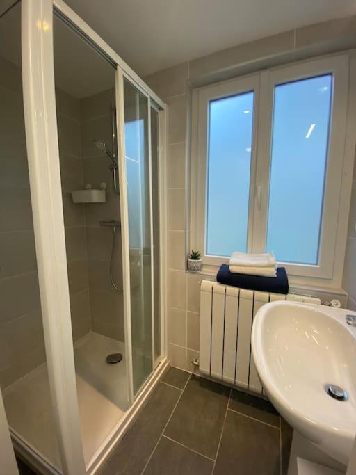 Maison de Charme - 4 Chambres - Courette & Parking Gratuit - Villa - 23