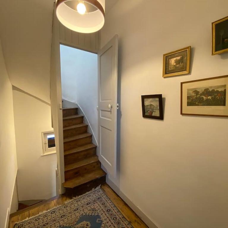 Maison de Charme - 4 Chambres - Courette & Parking Gratuit - Villa - 33