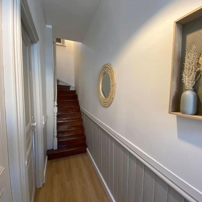 Maison de Charme - 4 Chambres - Courette & Parking Gratuit - Villa - 34