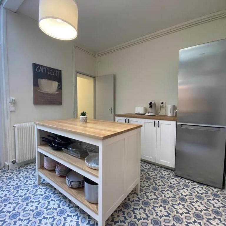 Maison de Charme - 4 Chambres - Courette & Parking Gratuit - Villa - 49
