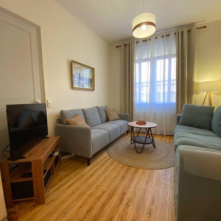 Maison de Charme - 4 Chambres - Courette & Parking Gratuit - Villa - 54