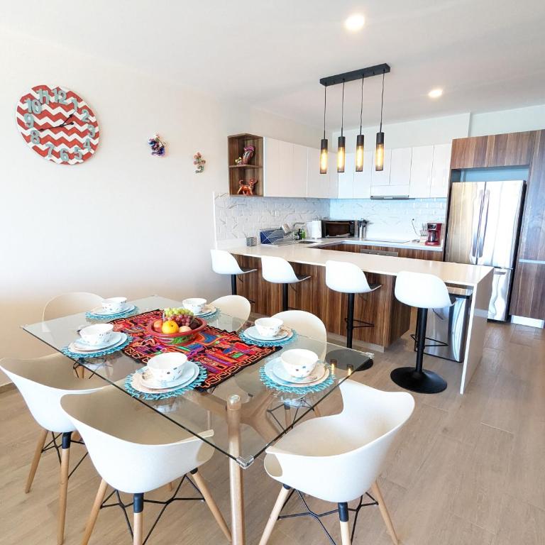 OceanDreams 3BR 2BA - New Condo - Fantastic Views - Apartment with Sea View - 2