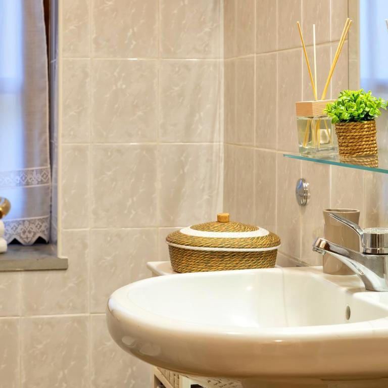 La Còlonial Rooms - Camera Matrimoniale con Bagno Privato - 11