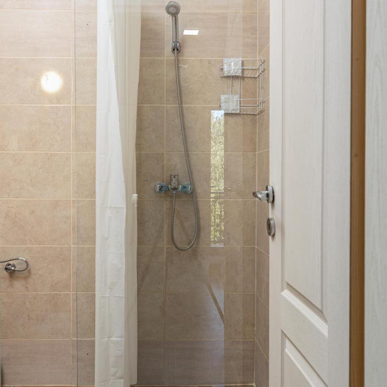 Apartments Lustica - Studio Apartment - 10
