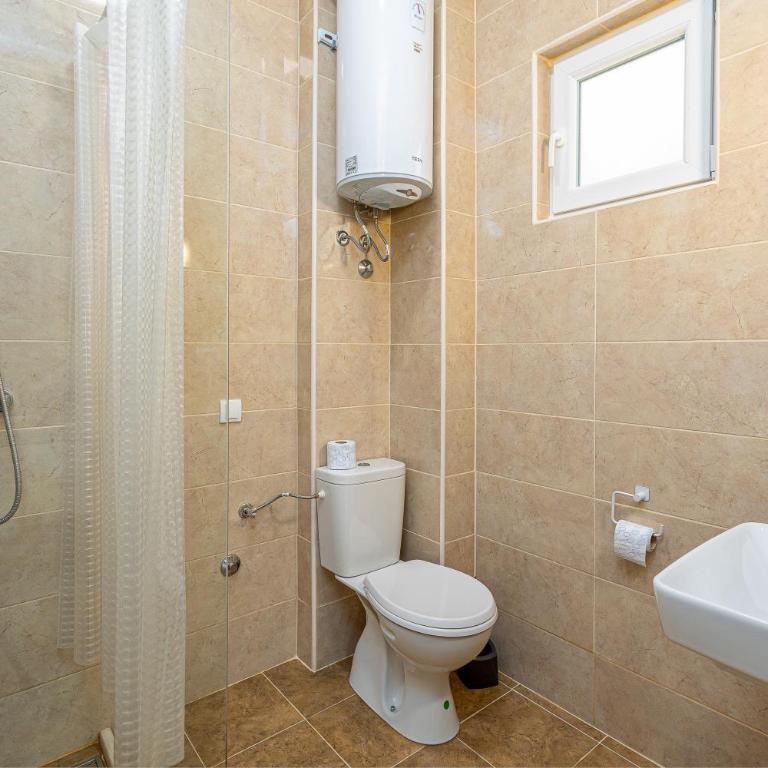 Apartments Lustica - Studio Apartment - 4