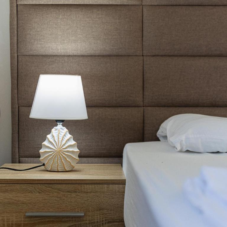 Apartments Lustica - Studio Apartment - 3