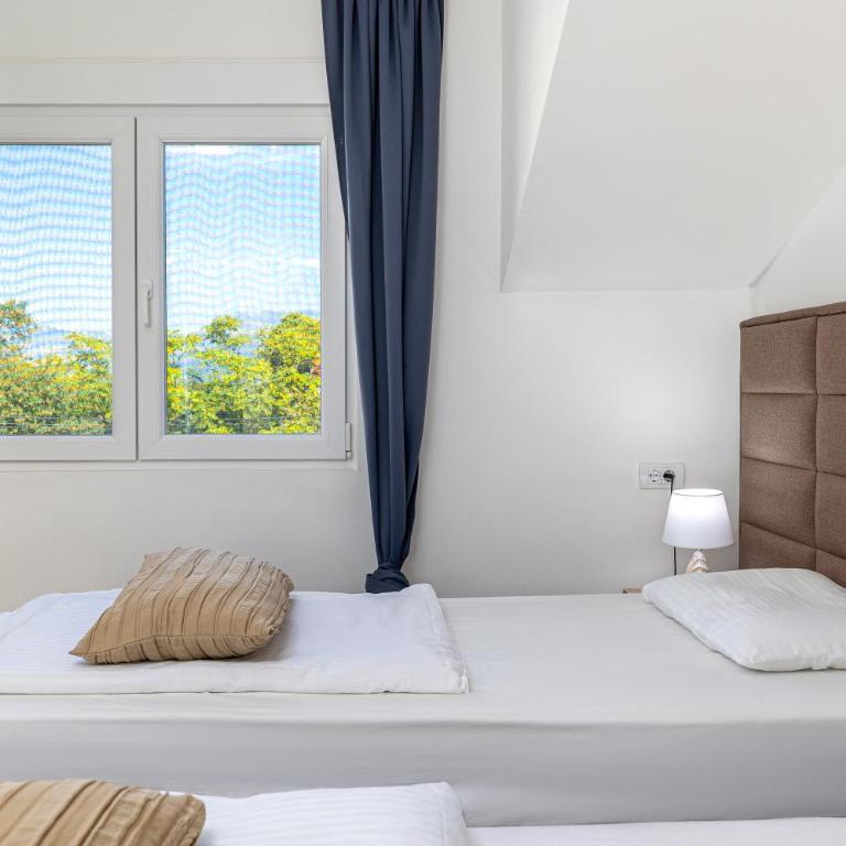 Apartments Lustica - Studio Apartment - 12