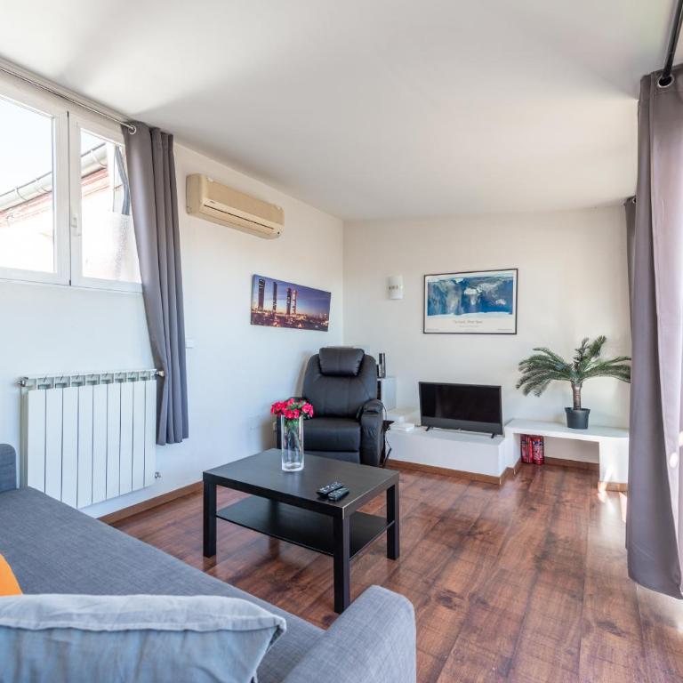 Ático en el centro con terraza y vistas increíbles - One-Bedroom Apartment - 31