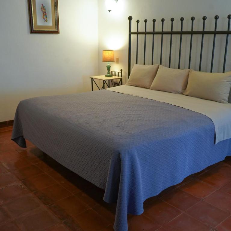 Hotel Real de Leyendas - Standard Double Room with Fan - 1