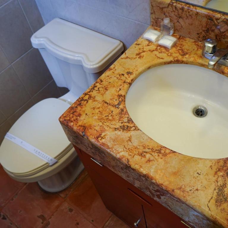 Hotel Real de Leyendas - Standard Double Room with Two Double Beds - 14