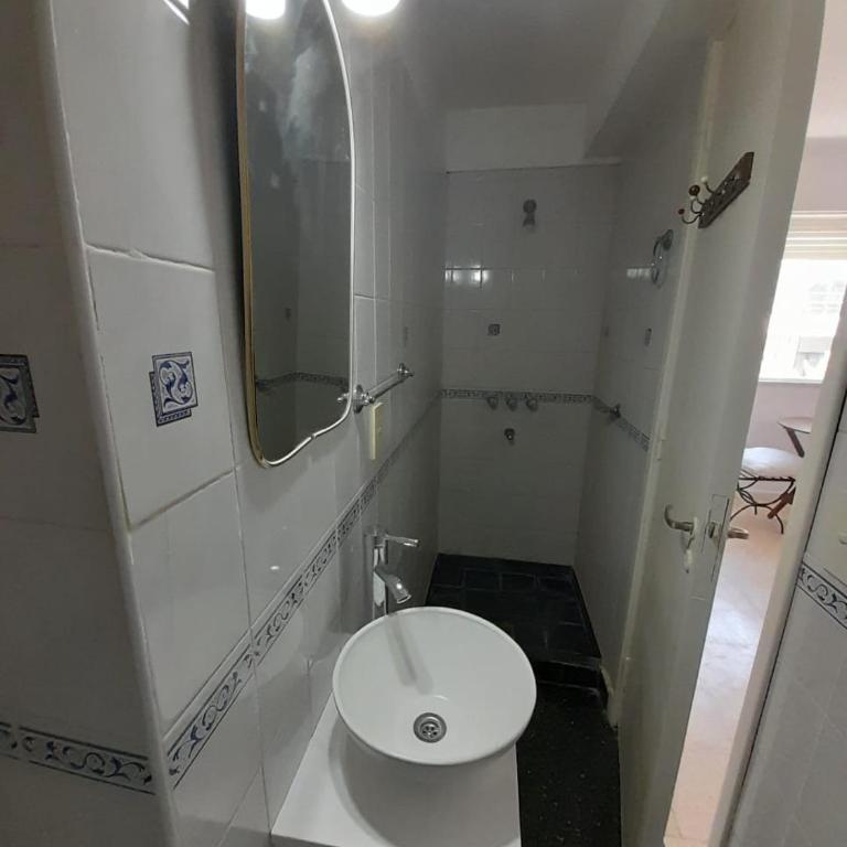 Depto a mts de la playa zona Güemes/Shopping Aldrey - One-Bedroom Apartment - 7