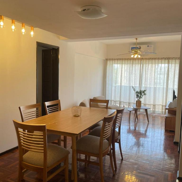Departamento centro Ciudad Mendoza - Apartamento con balcón - 1